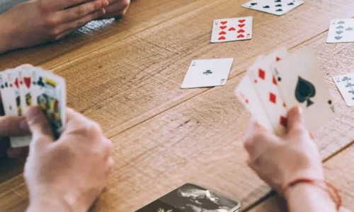 Os melhores Card Games para jogar e se divertir